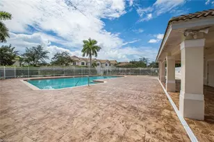 836 Hampton Cir, Naples, FL 34105 - Photo 1