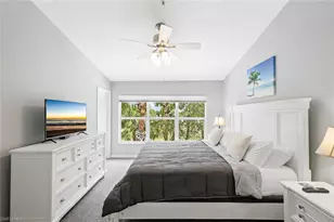 836 Hampton Cir, Naples, FL 34105 - Photo 13