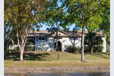 8171 S Woods Cir #8, Fort Myers, FL 33919 - Photo 3