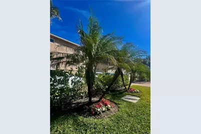 9524 Gulf Shore Dr #2, Naples, FL 34108 - Photo 3