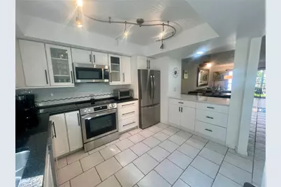 9524 Gulf Shore Dr #2, Naples, FL 34108 - Photo 15