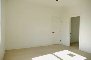 918 Eisenhower Blvd, Lehigh Acres, FL 33974 - Photo 11