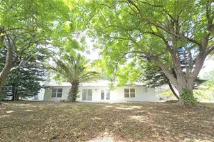 687 Grove Dr, Naples, FL 34120 - Photo 45