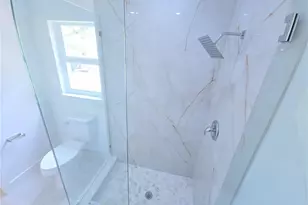 687 Grove Dr, Naples, FL 34120 - Photo 23