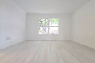 687 Grove Dr, Naples, FL 34120 - Photo 29