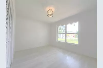 687 Grove Dr, Naples, FL 34120 - Photo 25