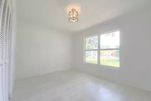 687 Grove Dr, Naples, FL 34120 - Photo 25