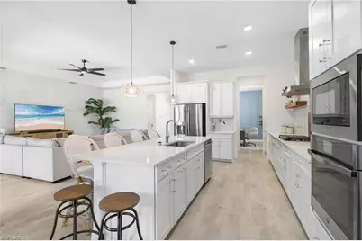 13761 Blue Bay Cir, Fort Myers, FL 33913 - Photo 11