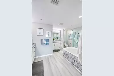 14817 Laguna Dr #403, Fort Myers, FL 33908 - Photo 31