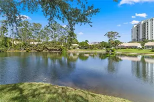 664 Wiggins Bay Dr, Naples, FL 34110 - Photo 19