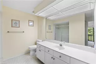 664 Wiggins Bay Dr, Naples, FL 34110 - Photo 13