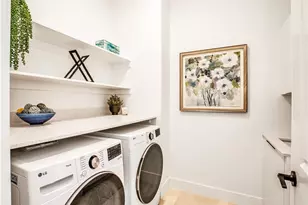 3405 W Gator Cir, Cape Coral, FL 33909 - Photo 9