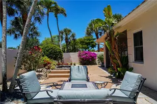 2116 Paget Cir, Naples, FL 34112 - Photo 7