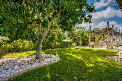 5905 Untermeyer Ct, North Fort Myers, FL 33903 - Photo 37