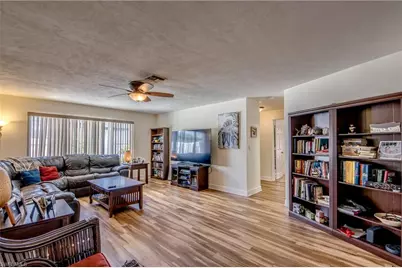 5905 Untermeyer Ct, North Fort Myers, FL 33903 - Photo 9