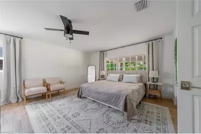 1300 Hilltop Dr, Naples, FL 34103 - Photo 17