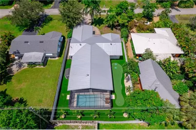 1300 Hilltop Dr, Naples, FL 34103 - Photo 45