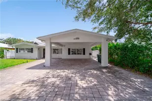 1300 Hilltop Dr, Naples, FL 34103 - Photo 3