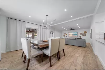 1300 Hilltop Dr, Naples, FL 34103 - Photo 13