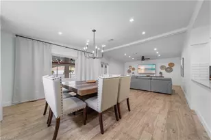 1300 Hilltop Dr, Naples, FL 34103 - Photo 13