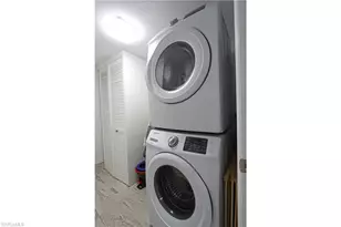 4200 Belair Ln, Naples, FL 34103 - Photo 15