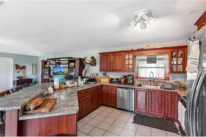 40691 Suzan Dr, Punta Gorda, FL 33982 - Photo 9