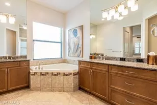 3471 Pacific Dr, Naples, FL 34119 - Photo 19