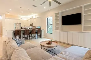 3471 Pacific Dr, Naples, FL 34119 - Photo 5