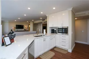 4041 Gulf Shore Blvd N, Naples, FL 34103 - Photo 9