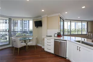 4041 Gulf Shore Blvd N, Naples, FL 34103 - Photo 11