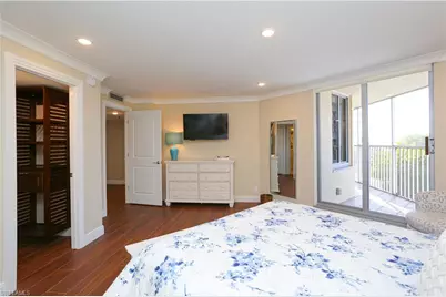 4041 Gulf Shore Blvd N #305, Naples, FL 34103 - Photo 15