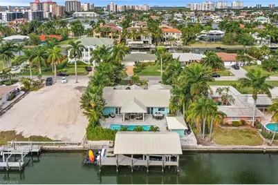 180 Channel Dr, Naples, FL 34108 - Photo 27