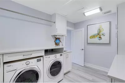 180 Channel Dr, Naples, FL 34108 - Photo 25