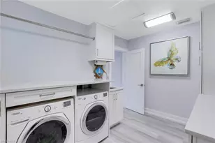 180 Channel Dr, Naples, FL 34108 - Photo 25