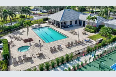 2246 Oxford Ridge Cir, Lehigh Acres, FL 33973 - Photo 45