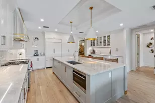 1820 Gulf Shore Blvd N, Naples, FL 34102 - Photo 13