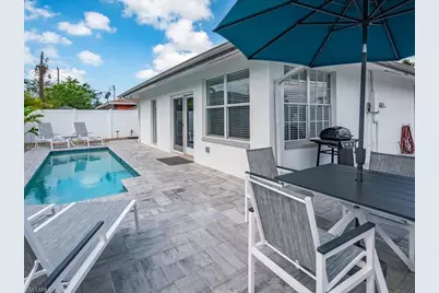 698 99th Ave N, Naples, FL 34108 - Photo 27