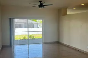 17 NE 11th Ln, Cape Coral, FL 33909 - Photo 5