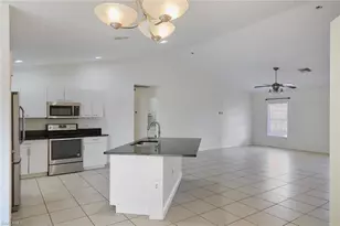 1321 NE 19th St, Cape Coral, FL 33909 - Photo 3