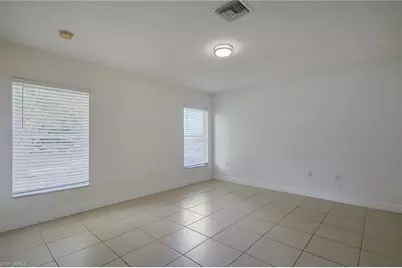 1321 NE 19th St, Cape Coral, FL 33909 - Photo 9