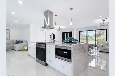 125 SE 41st Ter, Cape Coral, FL 33904 - Photo 13