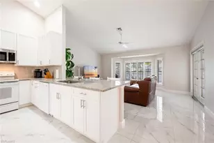 624 Lambton Ln, Naples, FL 34104 - Photo 9