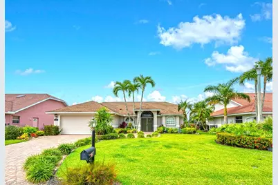 626 Lambton Ln, Naples, FL 34104 - Photo 1