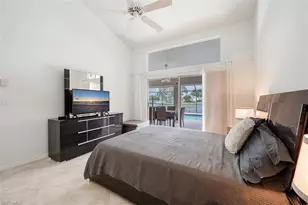 626 Lambton Ln, Naples, FL 34104 - Photo 9