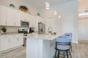 311 SE 14th St, Cape Coral, FL 33990 - Photo 13