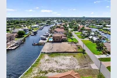 799 Cypress Lake Cir, Fort Myers, FL 33919 - Photo 19