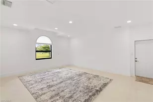 221 10th St SE, Naples, FL 34117 - Photo 27