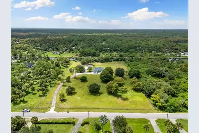 221 10th St SE, Naples, FL 34117 - Photo 41