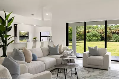 221 10th St SE, Naples, FL 34117 - Photo 7