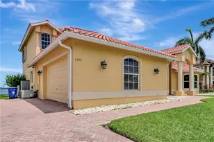 6140 River Shore Ct, North Fort Myers, FL 33917 - Photo 3